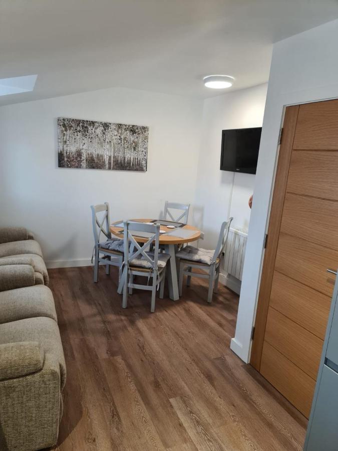 2 Bedroom Central Apartment 利克 外观 照片